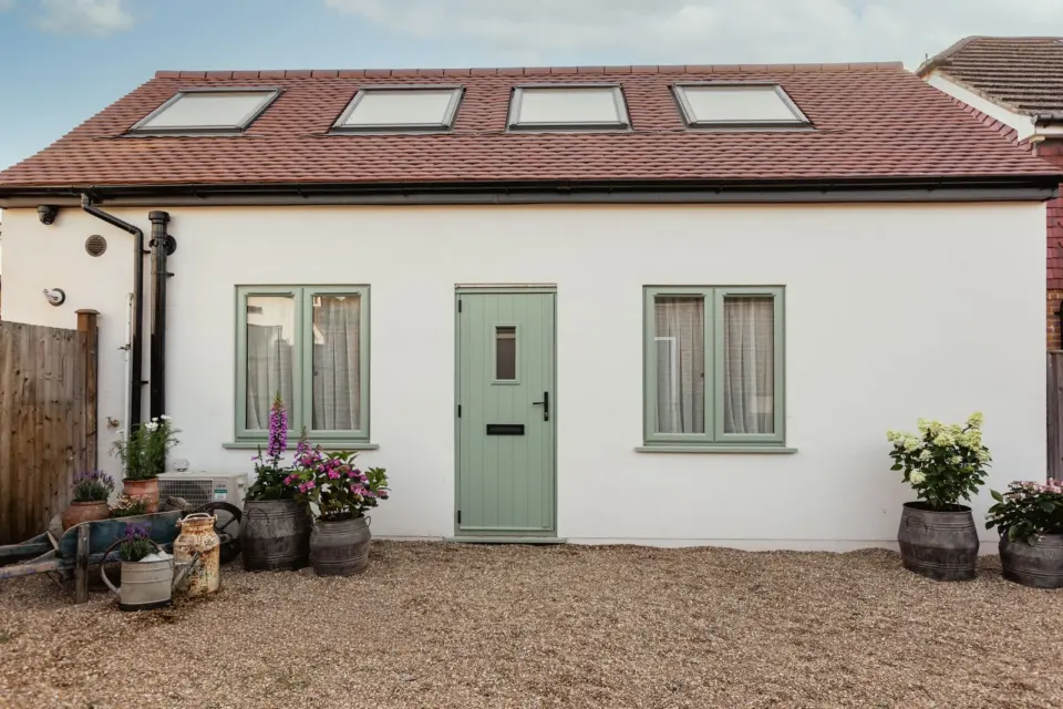 The bakehouse outbuilding at The Bakehouse, Shalford GU4, a Surrey Build Group project